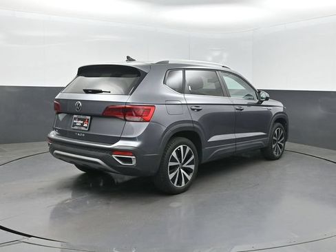 Used 2022 Volkswagen Taos SE FWD image 35