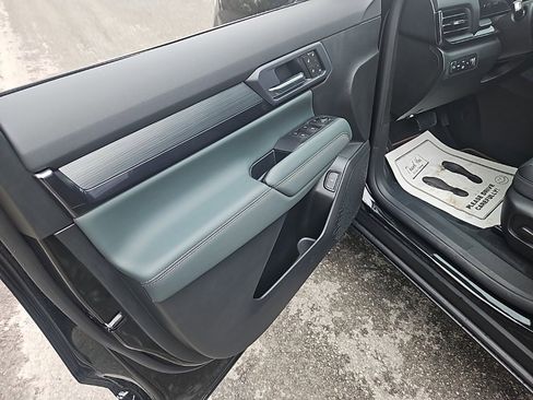 New 2026 GMC Terrain AT4 w/ Convenience Package III image 9