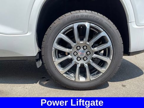 Used 2023 GMC Acadia Denali AWD/4WD image 42