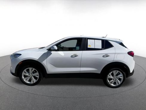 Used 2025 Buick Encore GX Preferred image 9