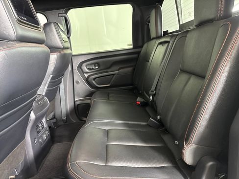 Used 2020 Nissan Titan PRO-4X w/ Pro-4x Convenience Package AWD/4WD image 25