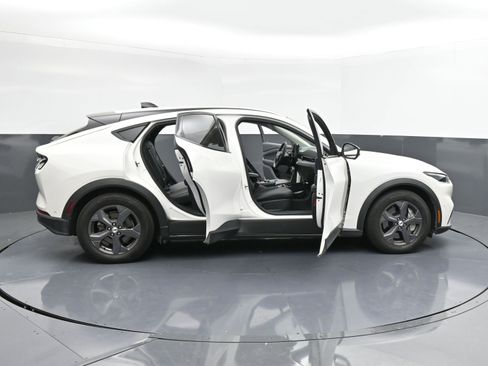 Used 2023 Ford Mustang Mach-E Select image 37
