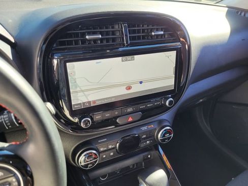 Used 2024 Kia Soul GT-Line w/ GT-Line Technology Package image 22