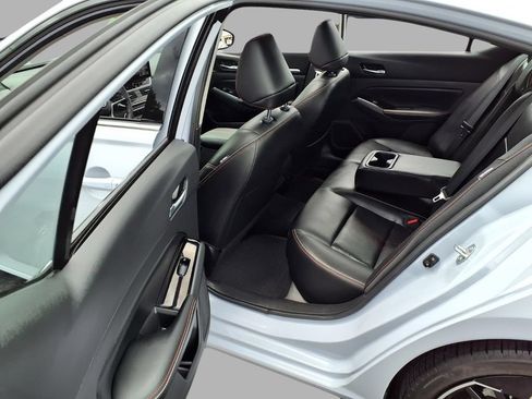 Used 2024 Nissan Altima 2.5 SR w/ SR Premium Package FWD image 26