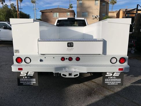 New 2025 RAM 4500 Tradesman RWD image 4
