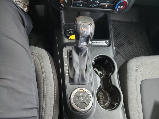 Used 2023 Ford Bronco 2-Door AWD/4WD image 13