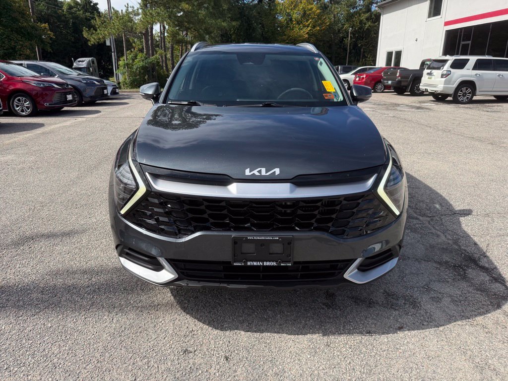 Used 2024 Kia Sportage EX AWD/4WD image 2