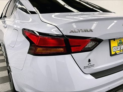 Used 2023 Nissan Altima 2.5 SR w/ SR Premium Package FWD image 34