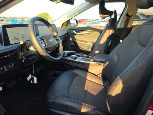 Certified 2024 Kia EV6 Light RWD image 6