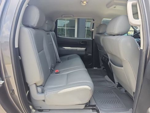 Used 2011 Toyota Tundra 2WD CrewMax w/ SR5 Pkg image 18
