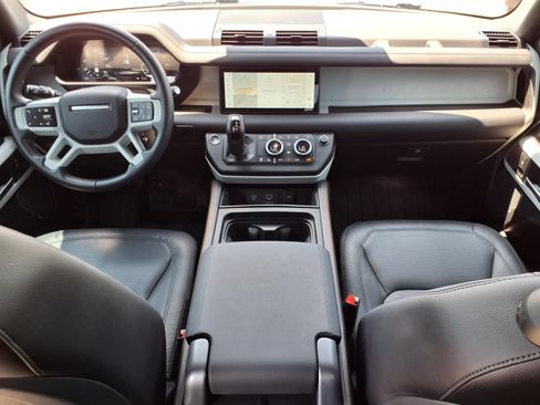 Used 2024 Land Rover Defender 110 S AWD/4WD image 9