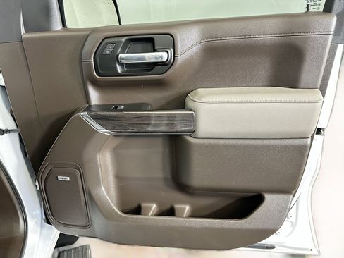 Used 2022 Chevrolet Silverado 1500 LTZ w/ LTZ Premium Package image 34