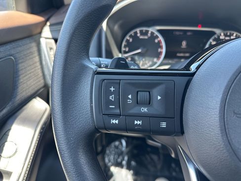 Used 2023 Nissan Rogue SV AWD/4WD image 40