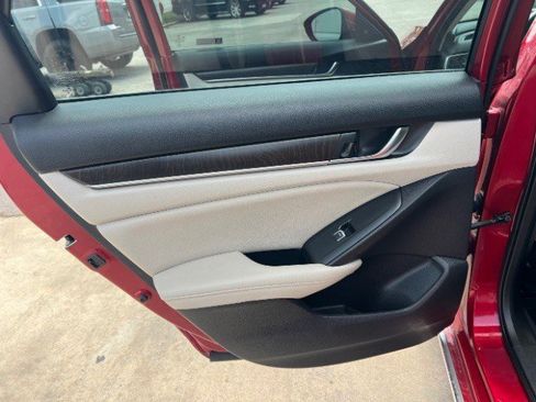 Used 2020 Honda Accord EX-L image 29