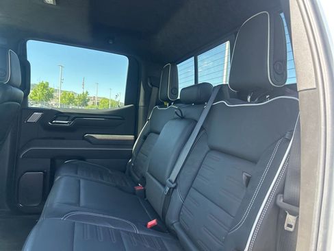 Used 2024 GMC Sierra 1500 AT4X AWD/4WD image 18