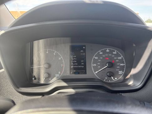 Used 2025 Toyota Corolla LE FWD image 33