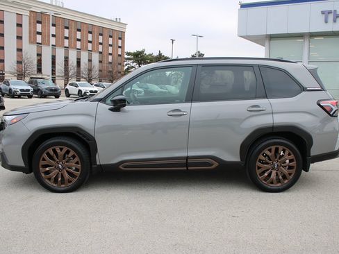 Used 2025 Subaru Forester Sport image 8
