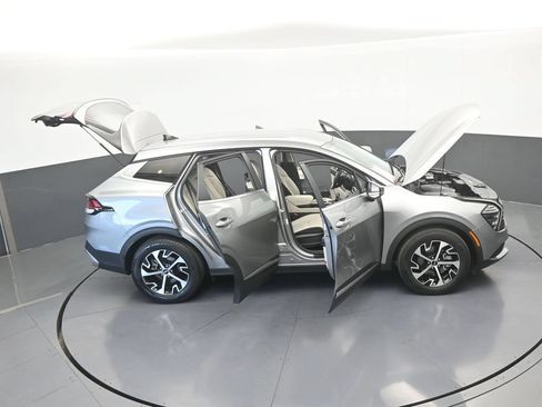 Used 2024 Kia Sportage EX FWD image 68