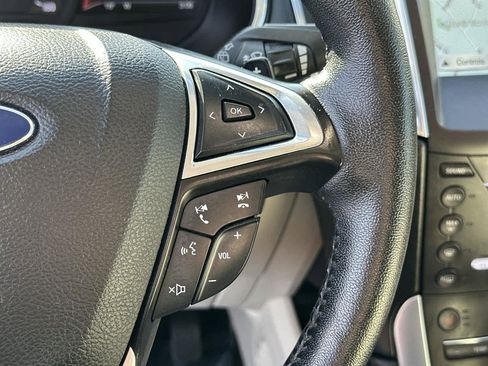 Used 2016 Ford Edge Titanium w/ Technology Package image 25