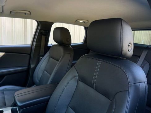 Used 2022 Chevrolet Blazer LT image 16