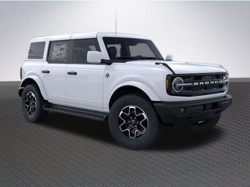 New 2026 Ford Bronco Outer Banks AWD/4WD image 7