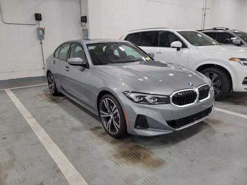Used 2023 BMW 330i Sedan w/ Driving Assistance Package RWD image 2