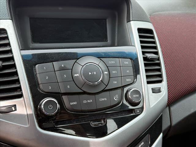 Used 2011 Chevrolet Cruze LT FWD image 11