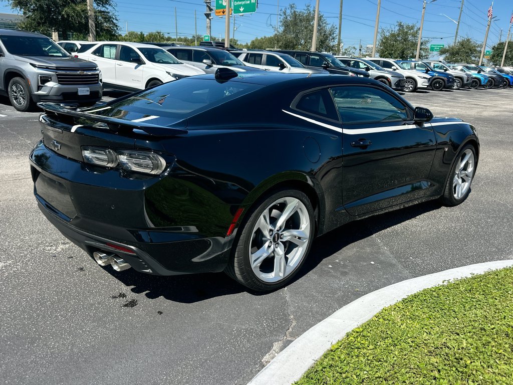 Used 2022 Chevrolet Camaro SS RWD image 5