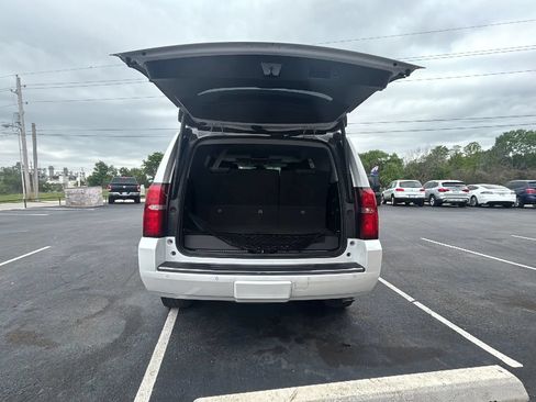 Used 2017 Chevrolet Tahoe Premier RWD image 19