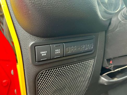 Used 2014 Jeep Wrangler Unlimited Rubicon w/ Max Tow Package image 18