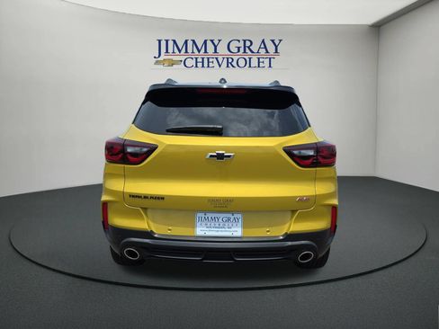 Used 2025 Chevrolet TrailBlazer RS w/ Driver Confidence Package FWD image 4