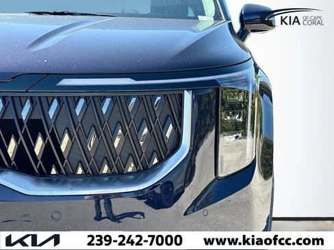 New 2026 Kia Carnival image 9