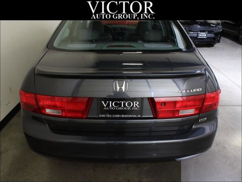 Used 2005 Honda Accord EX image 10