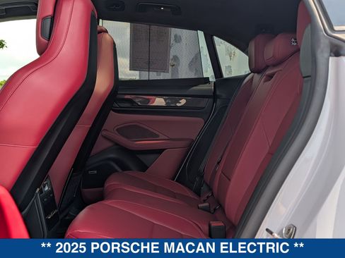 Used 2025 Porsche Macan Turbo Electric AWD/4WD image 61