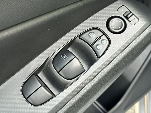 Used 2023 Nissan Altima 2.5 S image 11