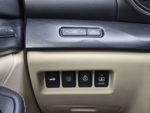 Used 2023 Nissan Maxima Platinum w/ Sport Mat Group image 24