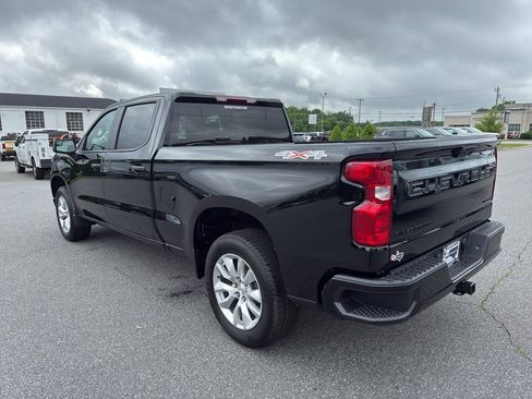 New 2026 Chevrolet Silverado 1500 Custom w/ LPO, Dark Essentials Package AWD/4WD image 4