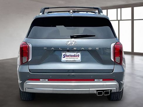 Used 2024 Hyundai Palisade Calligraphy FWD image 5
