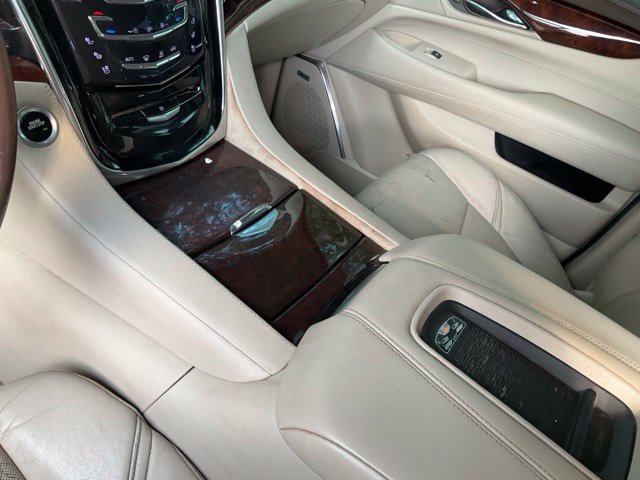 Used 2015 Cadillac Escalade ESV Premium AWD/4WD image 17