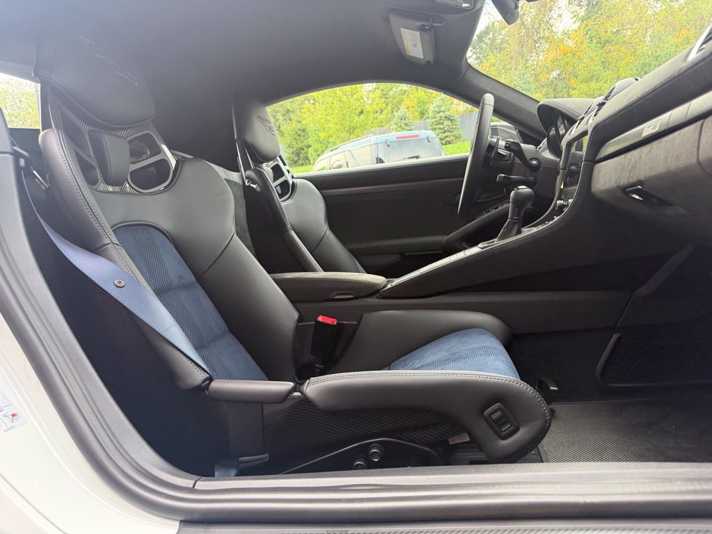 Certified 2024 Porsche 718 Cayman GT4 RS RWD image 22