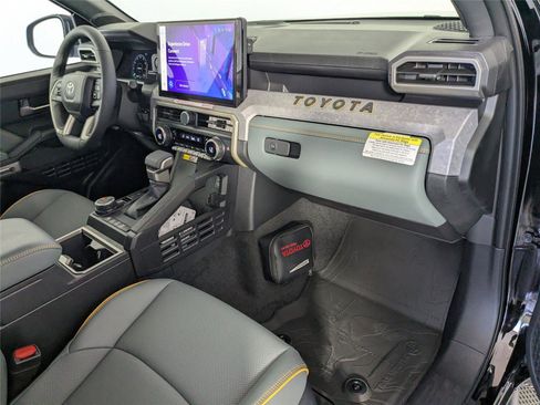 New 2025 Toyota Tacoma 4x4 Double Cab Hybrid image 5