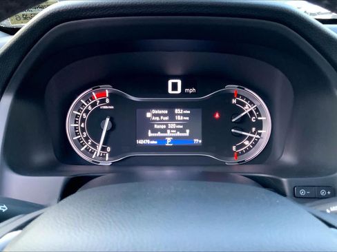 Used 2018 Honda Pilot Touring image 26