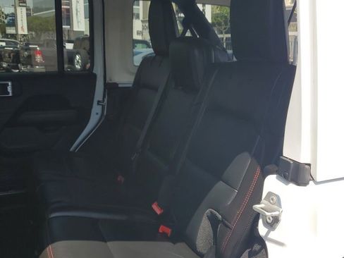 Used 2023 Jeep Wrangler Unlimited Rubicon w/ LED Lighting Group AWD/4WD image 14
