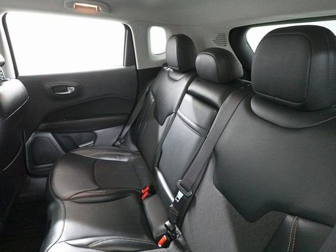 Used 2019 Jeep Compass Latitude image 25