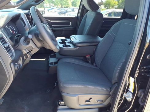 Used 2026 RAM 2500 Big Horn AWD/4WD image 3