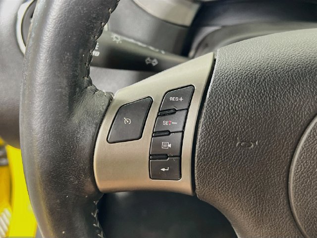 Used 2007 Pontiac Solstice Convertible w/ Premium Package RWD image 12
