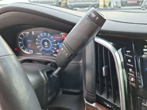 Used 2020 Cadillac Escalade Premium Luxury RWD image 31