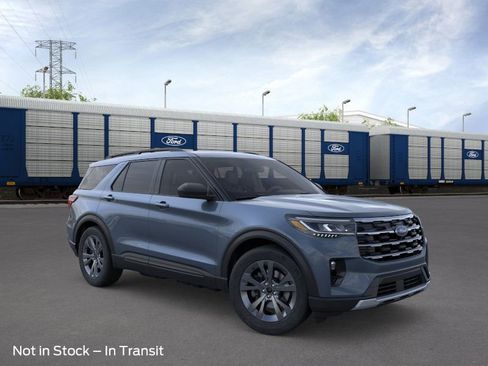New 2026 Ford Explorer Active image 7