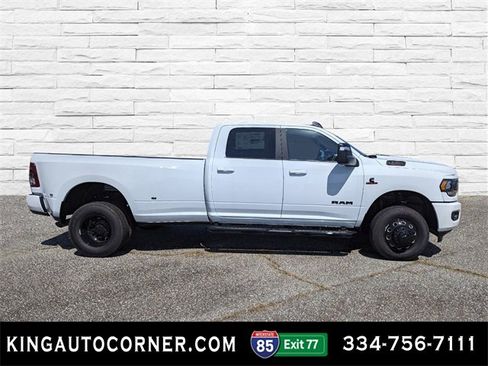 New 2024 RAM 3500 Big Horn w/ Night Edition image 4
