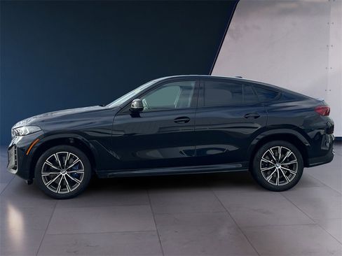 Used 2024 BMW X6 M60i w/ Dynamic Handling Package image 2